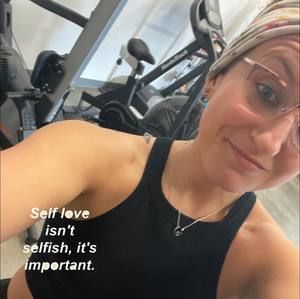 Meet your Posher, Kasandra